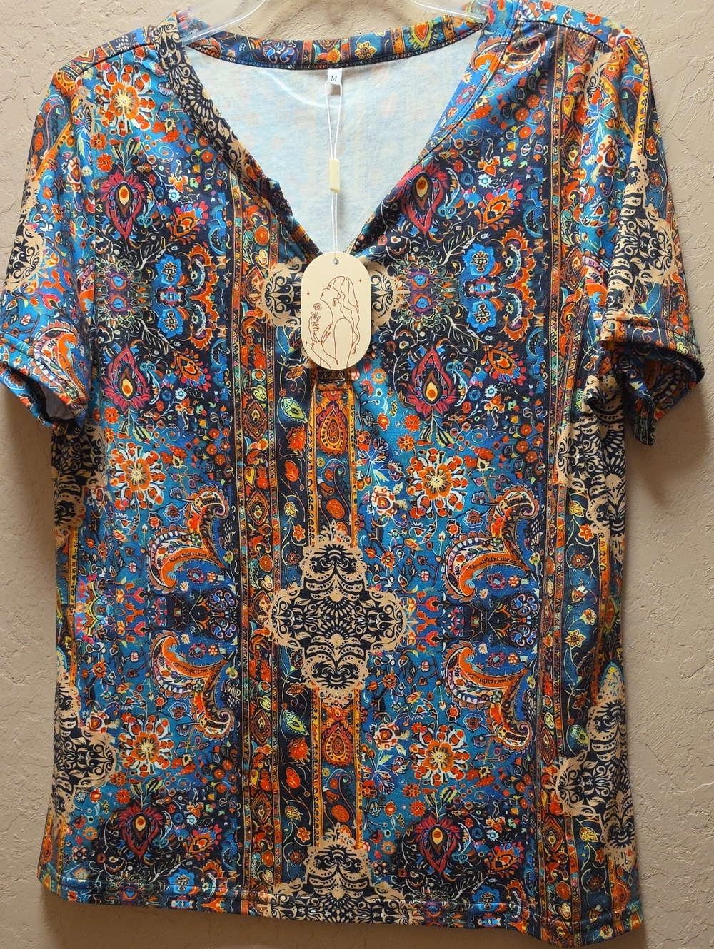 Vibrant Blue Paisley Print V-Neck Sh. Slv. Top & Bracelet To Match, NWT, # 2621